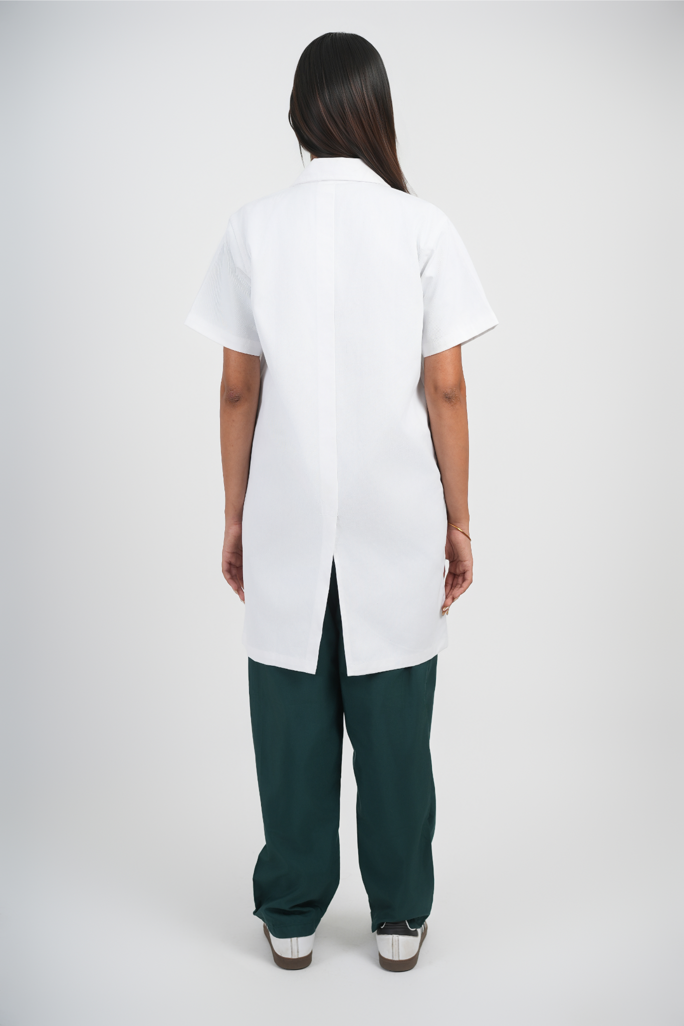 Long and Half Sleeves Apron (Female) - 3 Pocket