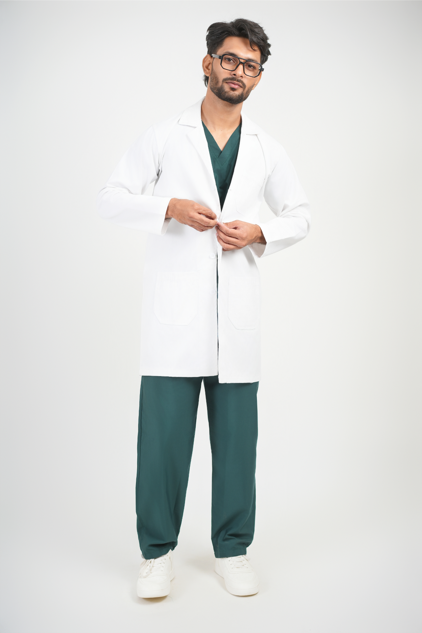 Long and Full Sleeves Apron (Male) - 3 Pocket
